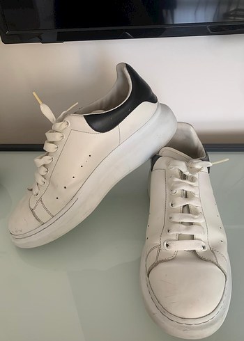 Alexander McQueen diğer