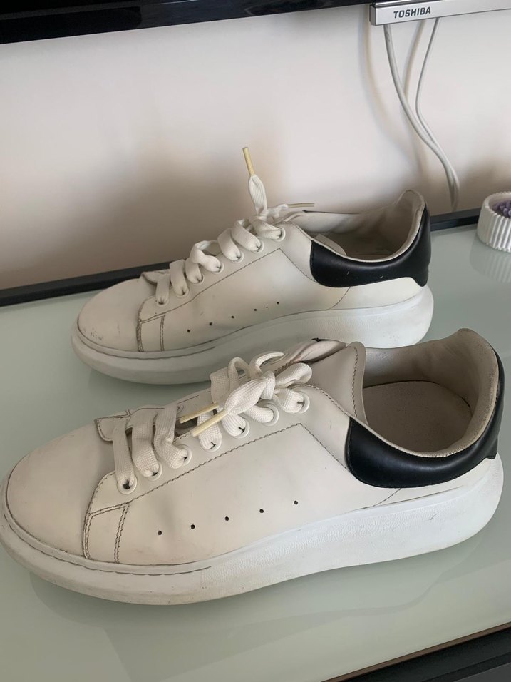 Beyaz Siyah Detaylı Kadın Sneaker - Görsel 3