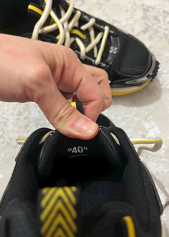 Sarı Detaylı Siyah Bağcıklı Spor Ayakkabı unisex - Görsel 6