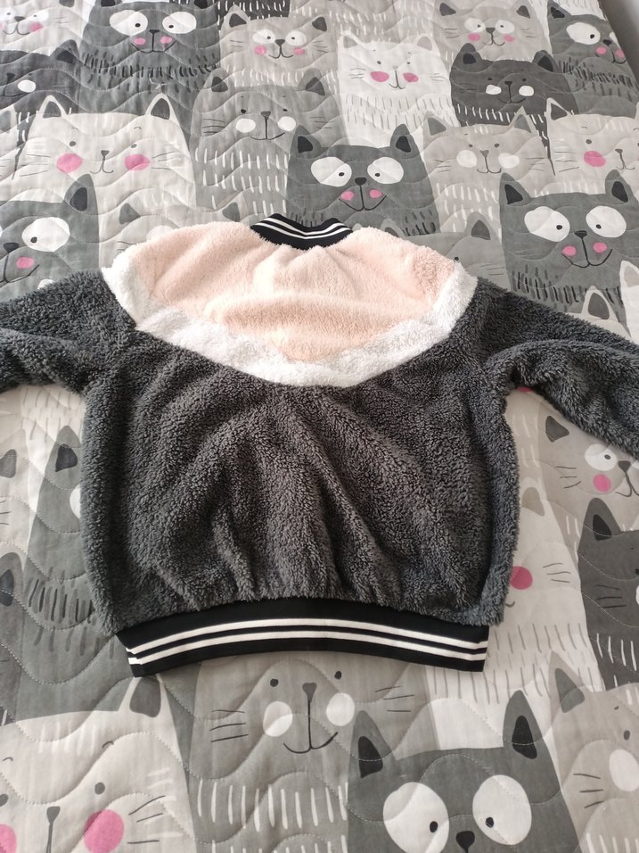 Gri Renkli Kadın Peluş Ceket - Görsel 3