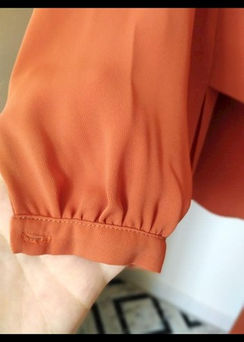 Bej Drapeli V Yaka Kadın Bluz - Görsel 3