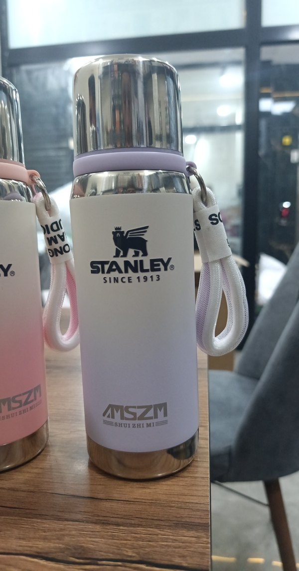 Stanley Pastel Renkli Çocuk Termos Şişesi - Görsel 3