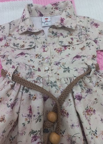 Çiçek Desenli Bej Kız Elbisesi - Görsel 2