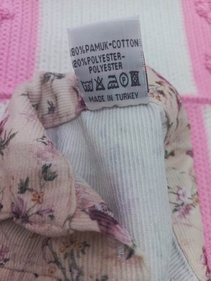 Çiçek Desenli Bej Kız Elbisesi - Görsel 4