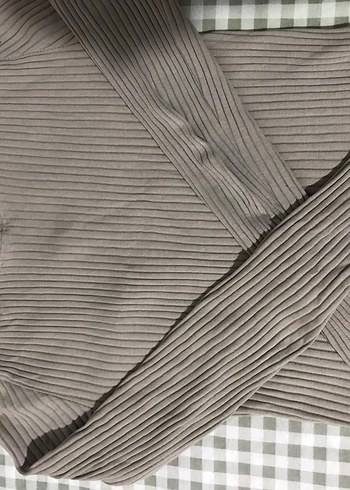 parmak gecirmeli spor hirka ve bluz - Görsel 5