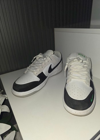 Nike Beyaz Siyah Günlük Spor Ayakkabı - Görsel 2