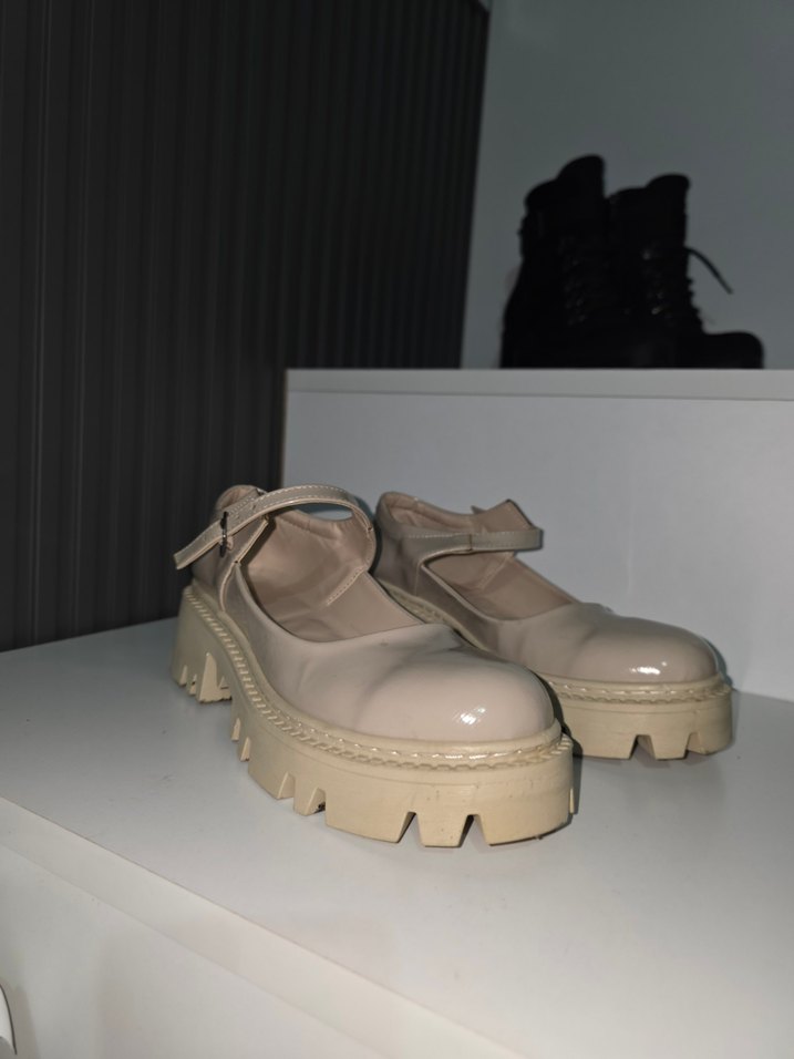 Bej Platform Topuklu Kadın Klasik Ayakkabı - Görsel 3
