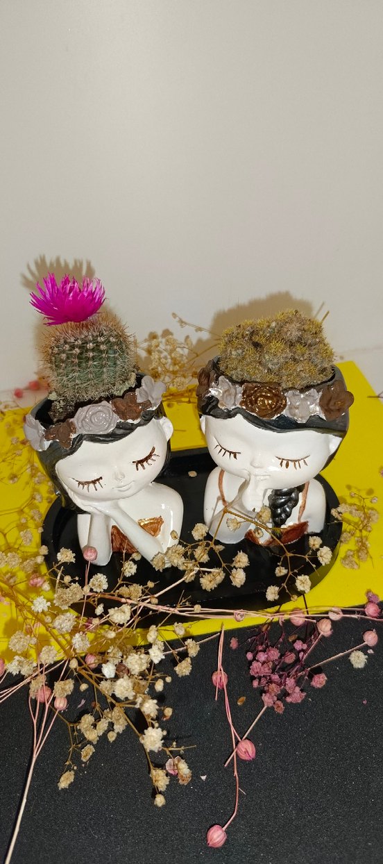 Beyaz Seramik Saksılı İkili Figürin altlık dahil - Görsel 3