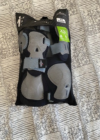 Gri Desenli Motosiklet Dizliği kolluk bileklik decathlon marka - Görsel 2