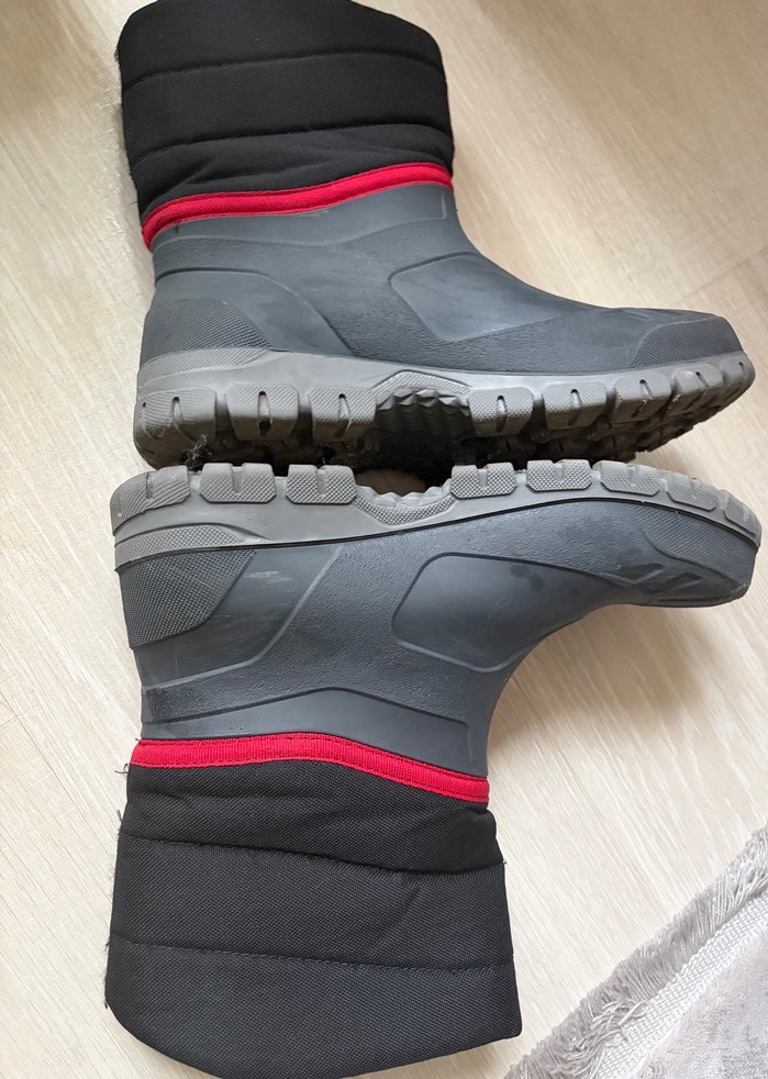 Decatlon Su Geçirmez Outdoor Kar Botu -
Gri Erkek Çocuk - Görsel 2