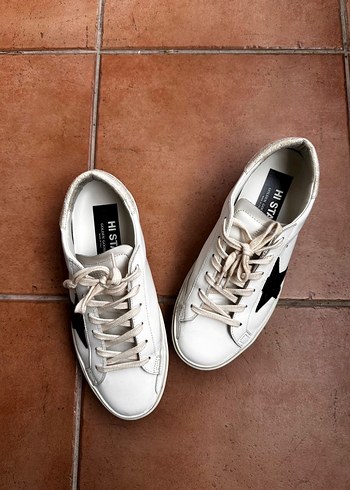 Golden Goose Deluxe 38