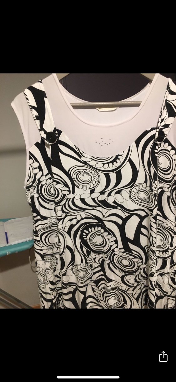 Drapeli Siyah Beyaz Hamile Bluzu  kullanılmış temiz - Görsel 3