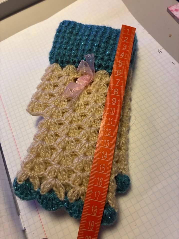 Turkuaz ve Krem El Örgüsü Kadın Eldiveni - Görsel 4