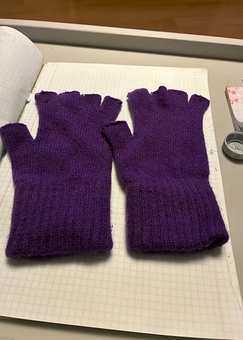 Mor Örgü Parmaksız Kadın Eldiveni - Görsel 2