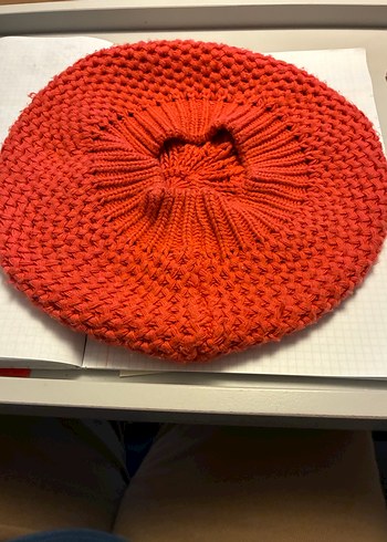 Kadın Kırmızı Örgü Bere - Görsel 2