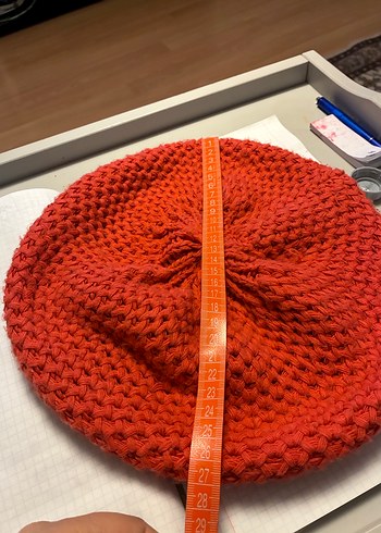 Kadın Kırmızı Örgü Bere - Görsel 3