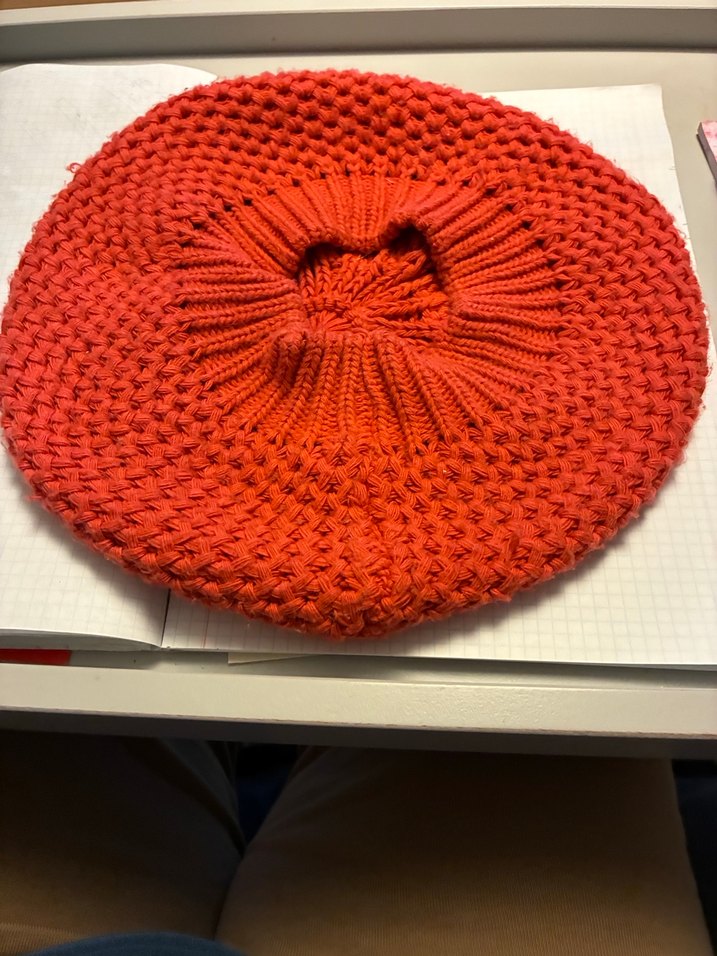 Kadın Kırmızı Örgü Bere - Görsel 2