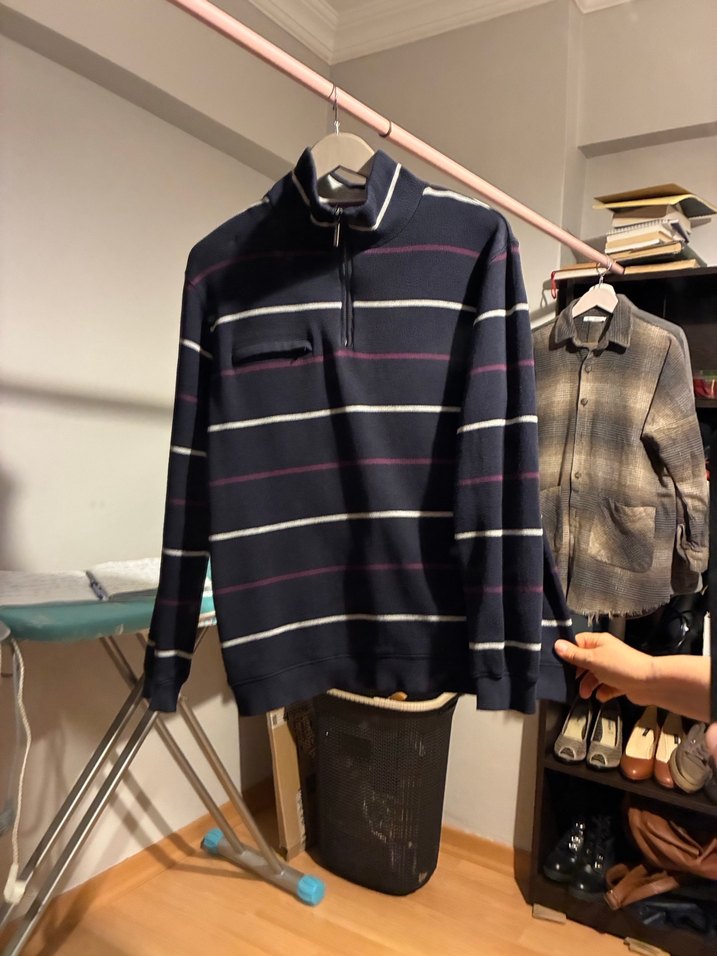 Dik Yakalı Çizgili Fermuarlı Erkek Kazak - Görsel 5