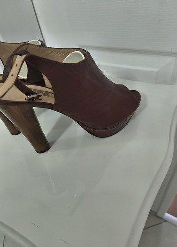 Kadın Kahverengi Deri Dolgu Topuklu Ayakkabı - Görsel 5