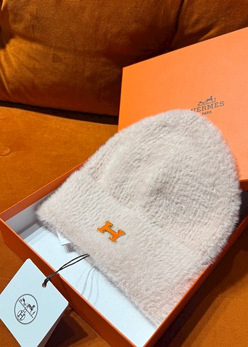 Siyah Kadın Kürklü Sıcak Bere - Görsel 3