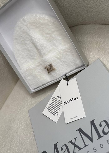 MaxMara Bej Yün Kürklü Kadın Bere - Görsel 3