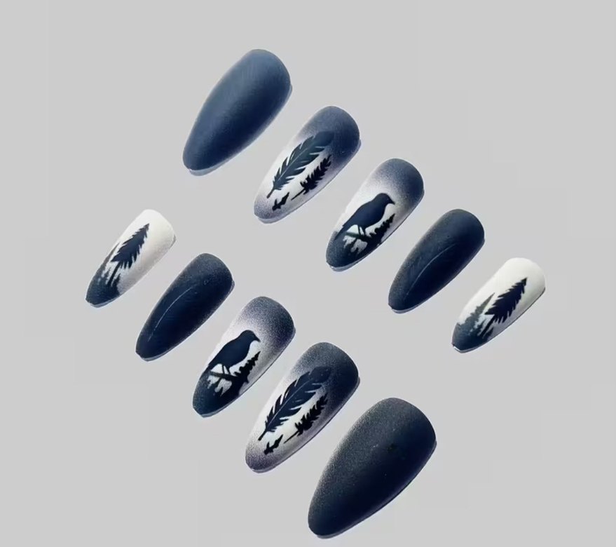 Takma Tirnak Gotik - Görsel 3