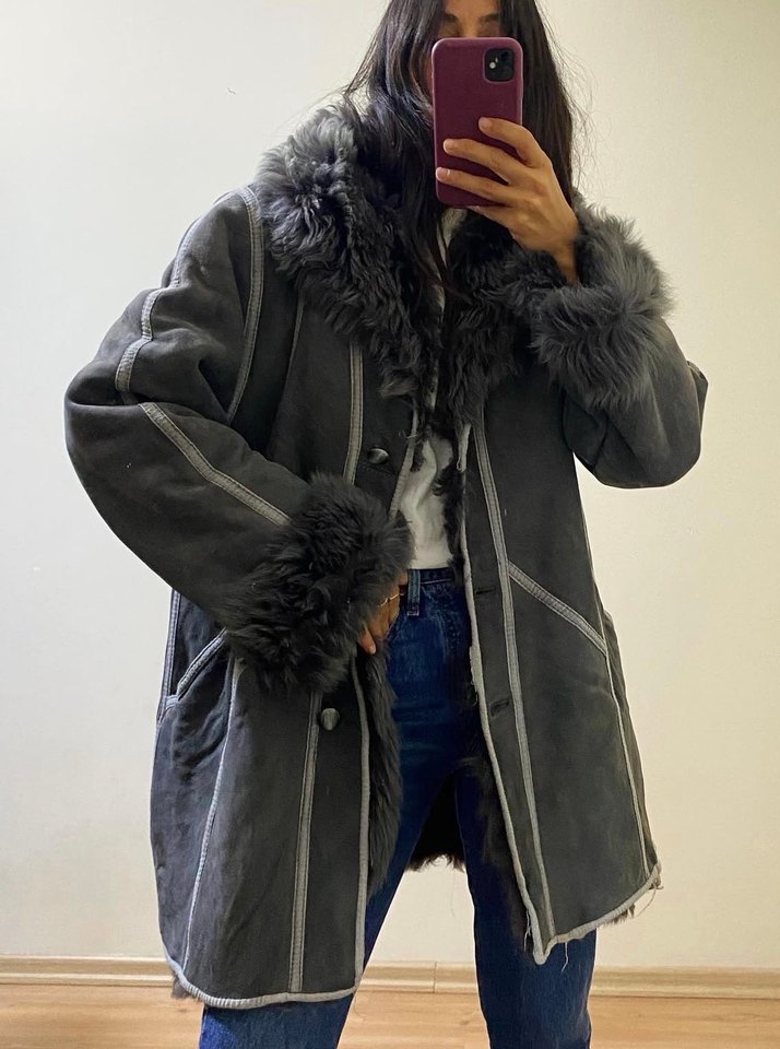 Gri Tüylü Midi Süet Kadın Kaban - Görsel 2