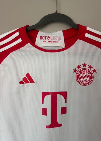 Bayern Münih Kadın Kırmızı Beyaz Forma - Görsel 2