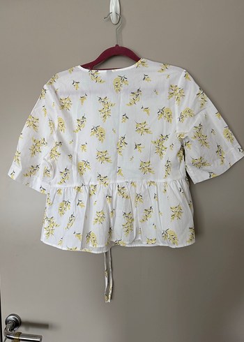 H&M V Yaka Sarı Pamuk Bluz - Görsel 4