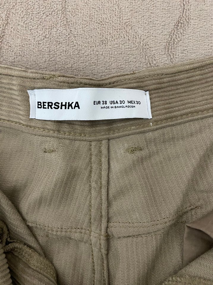 TEMİZ 5 KERE GİYİLDİ SIKINTISIZ - Görsel 2