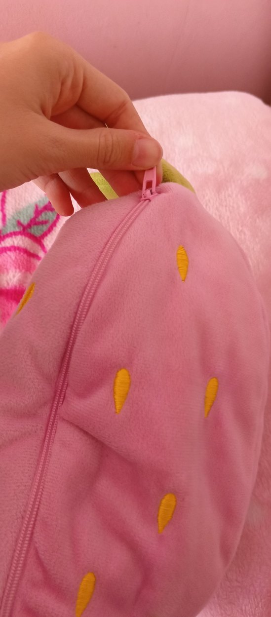 Pembe Renkli Peluş Çilek/Tavşan Oyuncak - Görsel 2