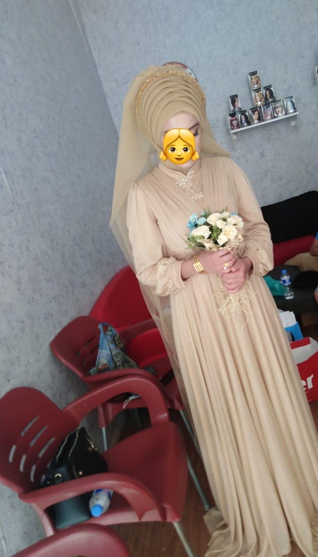 Bej Uzun Kollu Drapeli Kadın Abiye Elbise - Görsel 2