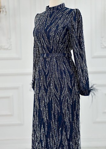 Boncuk İşlemeli Lacivert Uzun Abiye Elbise - Görsel 3