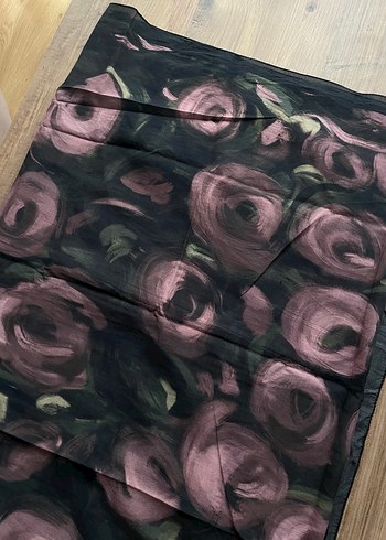 Fresh Scarfs desenli vual şal