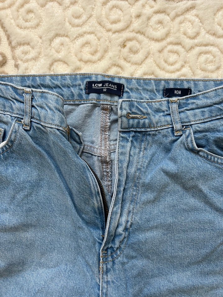 Düğmeli Gri Geniş Kesim Midi Kot Pantolon - Görsel 2