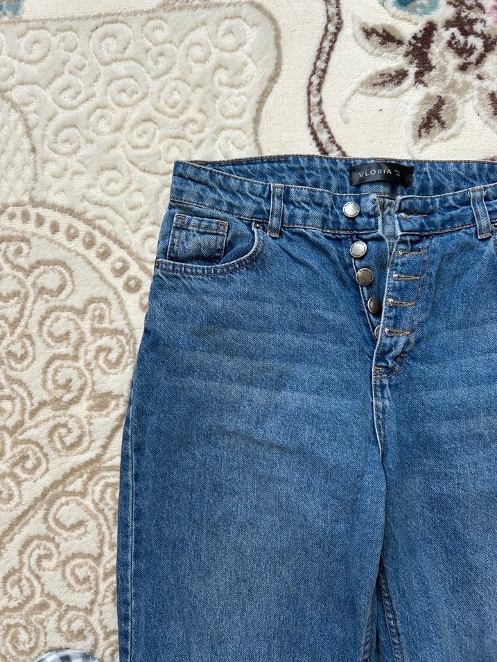 Düğmeli Bol Kesim Kadın Mavi Denim Jean - Görsel 3