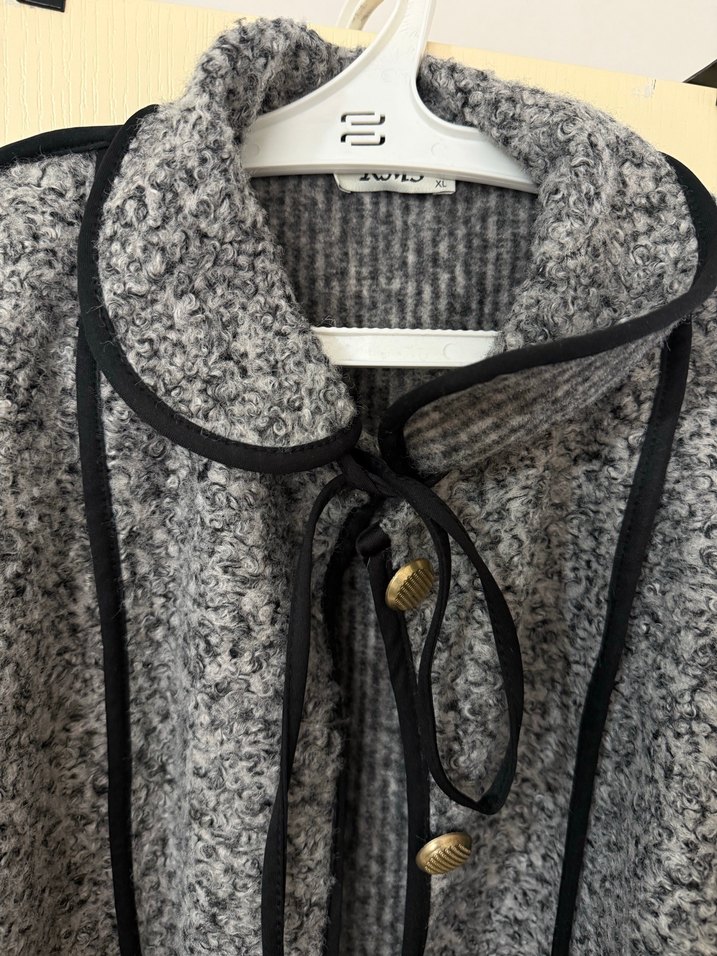 Düğmeli Gri Kadın Yün Kaban - Görsel 3