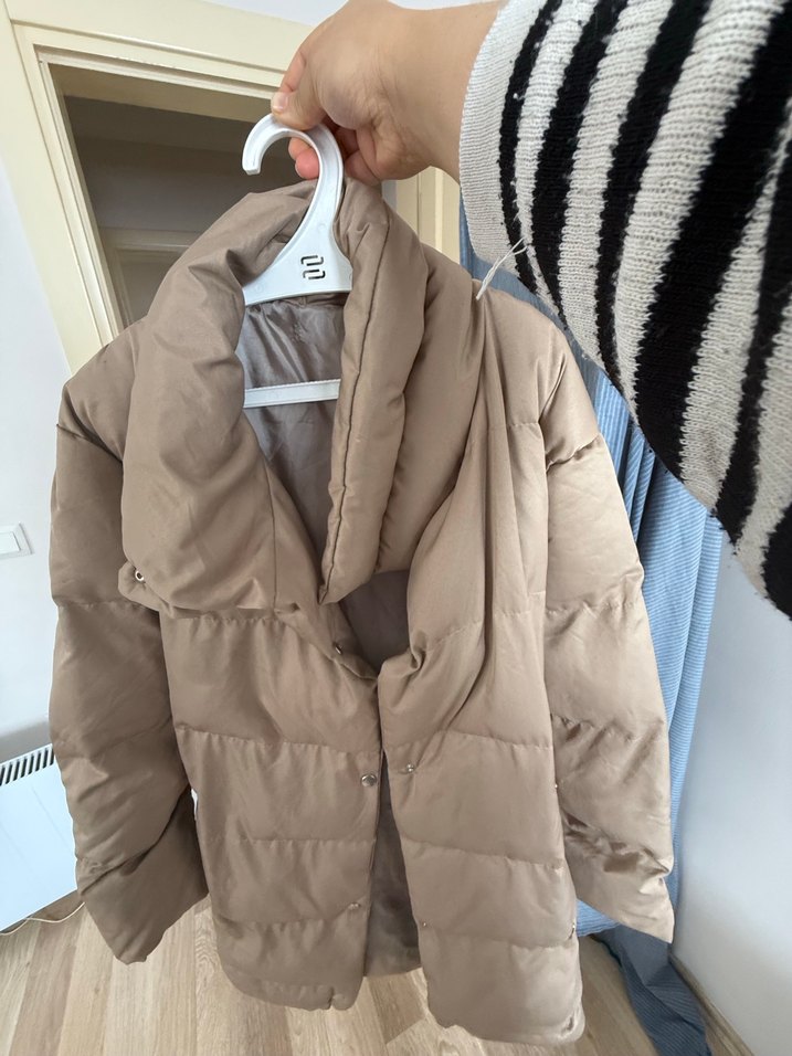 Bej Midi Düğmeli Kadın Kışlık Mont - Görsel 3