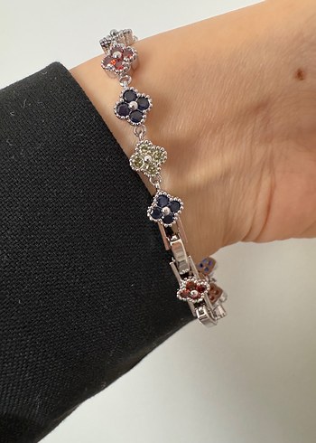 Çiçek Desenli Çok Renkli Boncuklu Kadın Bileklik - Görsel 3