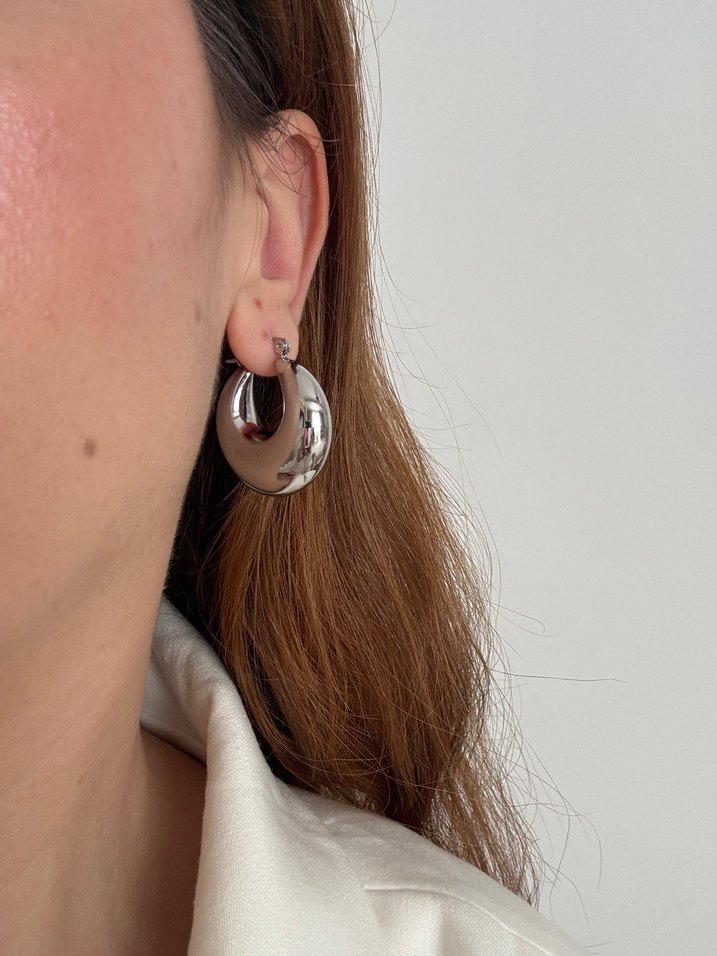 Parlak Midi Halka Küpeler - Görsel 3