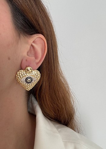 Altın Renkli Parlak Kalp Küpe - Görsel 3