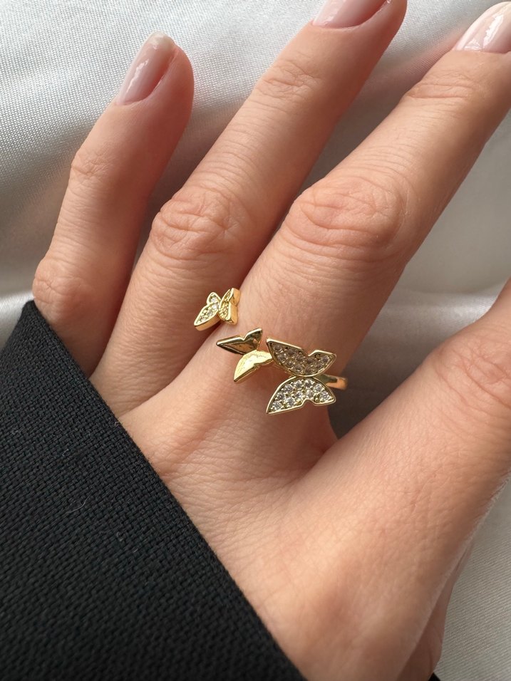 Gold Renkli Minimalist Kelebek Desenli Yüzük - Görsel 2