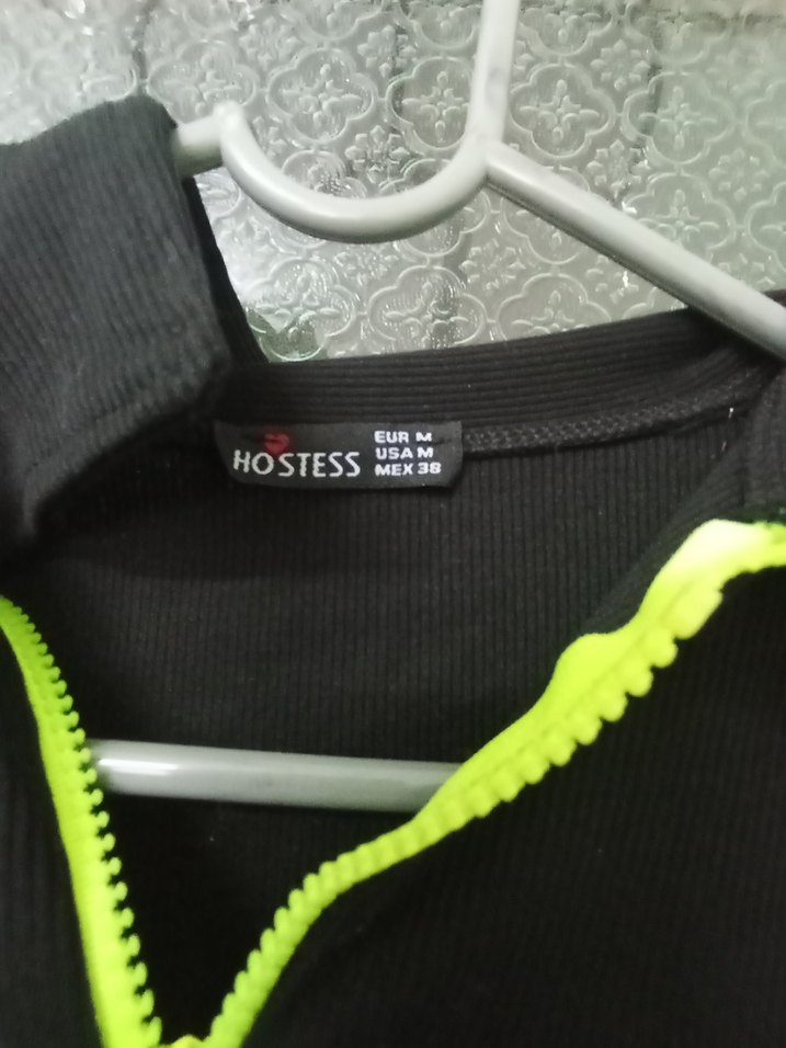 Kızlar için Siyah Fermuarlı Polo Tişört - Görsel 2