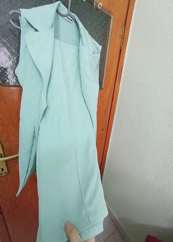 Turkuaz Kemerli Uzun Kolsuz Kadın Yelek pantolon ikili takım - Görsel 3