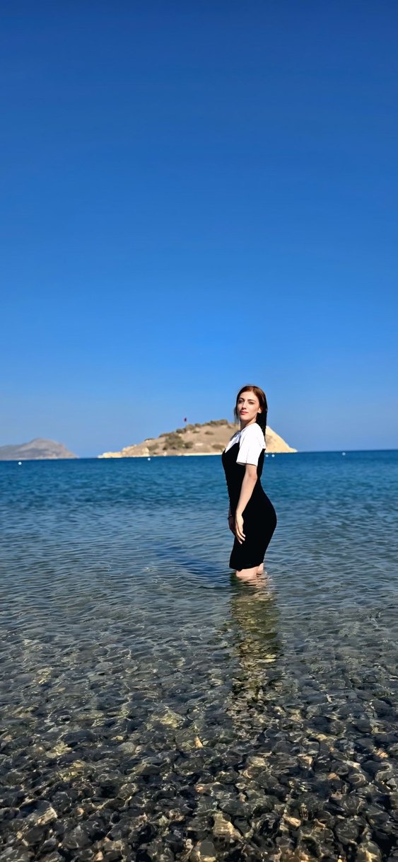 siyahbeyaz desenli elbise kısa - Görsel 3