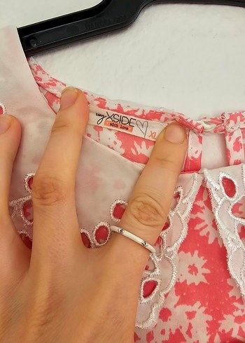 LC Waikiki Dantel Yaka Pembe Çiçekli Vintage Bluz