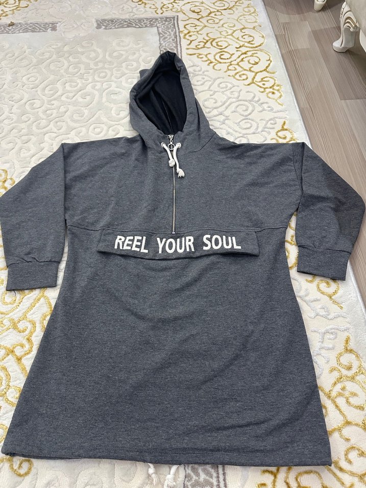 Gri Kapüşonlu Uzun Kollu  Sweatshirt - Görsel 2