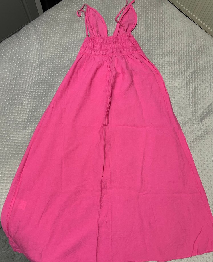 Pembe V Yakalı Uzun Askılı Elbise - Görsel 4