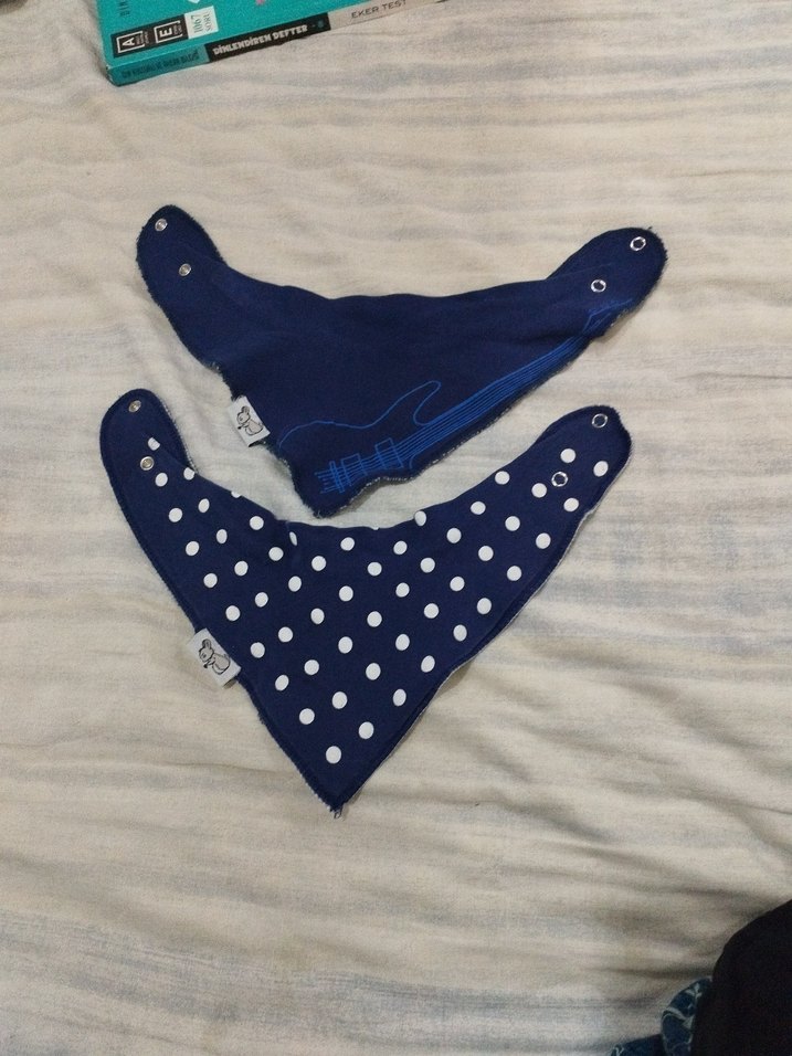 Lacivert Puantiyeli Bebek Önlüğü - Görsel 3