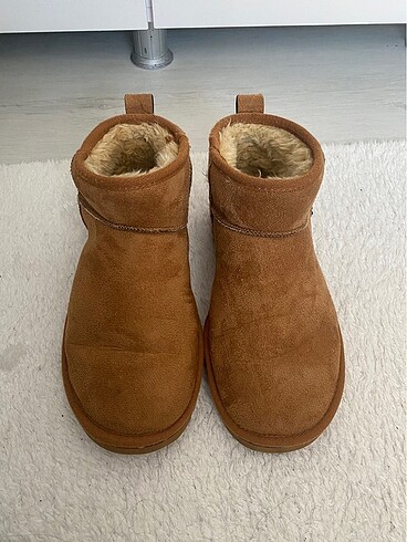 UGG KISA BOT